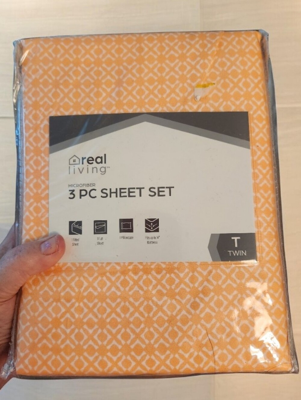 Real Living Twin 3-Piece Sheet Set in Orange Geometric